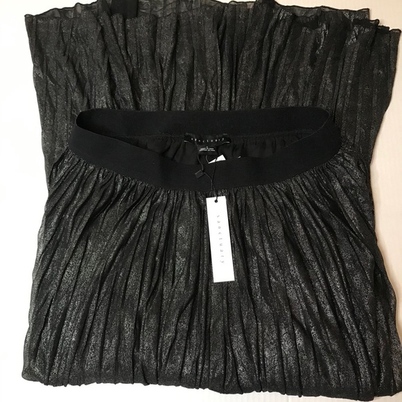 Sanctuary Pleated Silver Skirt - Size: S - Silver - Picture 3 of 15